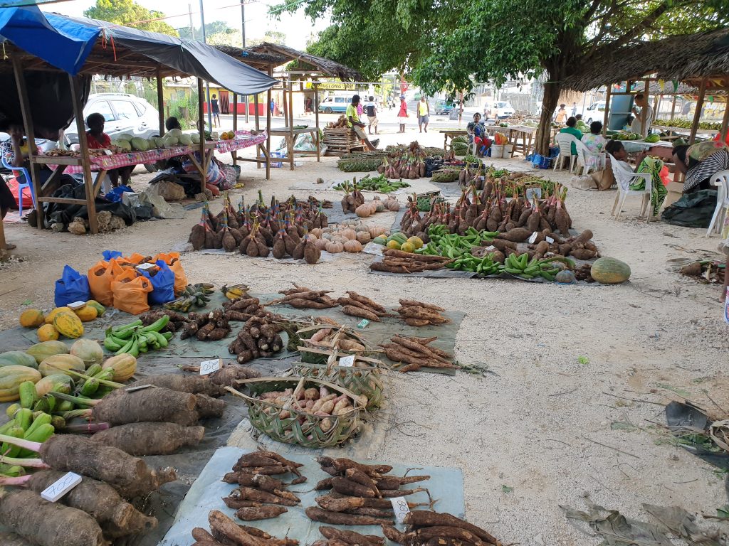 cassava market in Bukina Faso